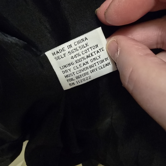 Talbots Classic Black Silk & Cotton Women's Blazer Size 12P - Picture 8 of 8